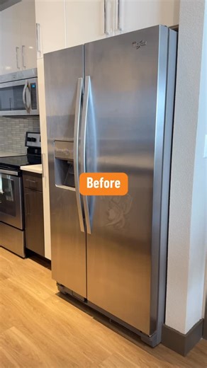 Get rid of water marks and finger streaks with CLR Brands® Stainless Steel! Three easy steps for your appliances to get their sparkle back: 1- Shake well 2- Hold can 6 inches from surface and spray lightly 3- Wipe area with soft cloth Removes dirt, residue and fingerprints and leaves a streak-free, shiny protective barrier. For more cleaning how-tos, click the link in our bio 🔗 | CLR Brands