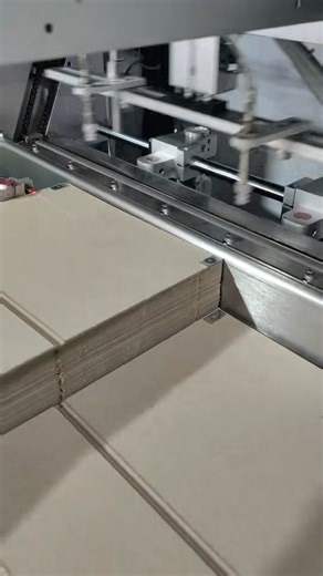 Semi automatic Magnet pasting machine for square metal plate #boxmaking #boxmaker #casemaker #cover