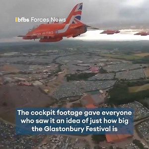 11K views · 133 reactions | The Red Arrows hit a high note at at Glastonbury ✈️ The iconic aerobatics team soared over the massive crowds as 90s legends Pulp performed on the Pyramid Stage. Read more here  https://brnw.ch/21wTMGj | Forces News | Facebook