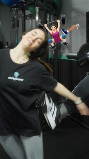 MOOVING CENTRO DE ENTRENAMIENTO | O lo damos todo o no lo damos 🤛🏽🔥 #TeamMooving #EntrenadorPersonal #FitnessGoals #SuperaTusLimites #CoriaDelRío | Instagram