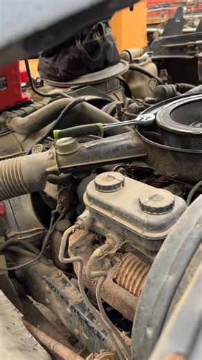 52K views · 688 reactions | This might be the worst optioned truck ever. AC, Power windows, Power Locks, but AM only radio. Half ton with tow mirrors, 3 speed automatic. 318 V8 with a 1 barrel carb. Silver and black 2 tone on-001 | Conn Nienow | Facebook