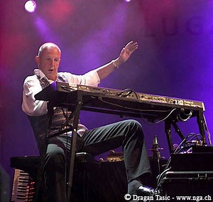 Andrew Giddings - Alchetron, The Free Social Encyclopedia