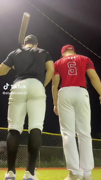 Mini Mini Hombres Bailando: Trending Dance in Monterrey, Nuevo Leon, Mexico