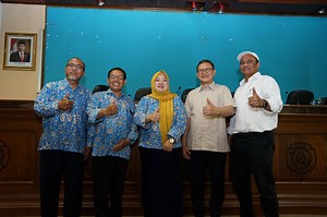 5 Guru Besar Baru UNS Siap Majukan Pendidikan Tinggi Berkelas Dunia : Okezone Edukasi