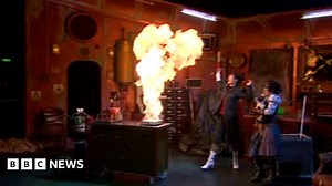 Science does educational theatre with a bang