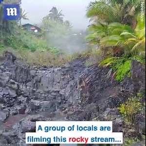 8M views · 47K reactions | I wouldn’t be standing there if I were them  via Newsflare | Daily Mail Video | Facebook