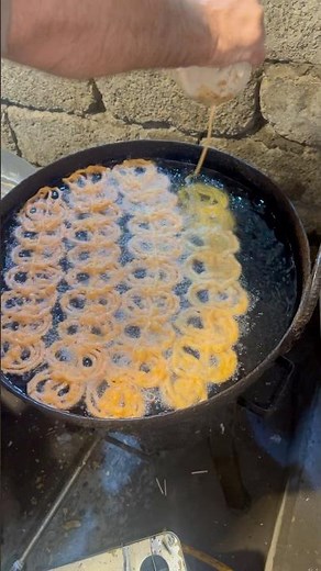 Tasty Afghani Jalebi 😋 | Crispy & Sweet Street Desser Afghani Street Food Traditional Jalebi Recipe