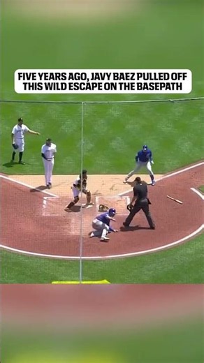 Still not sure how Javier Baez got out of this 👀