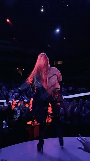 Ariana Grande 'Yuh Yuh' Moment | Vocal Performance