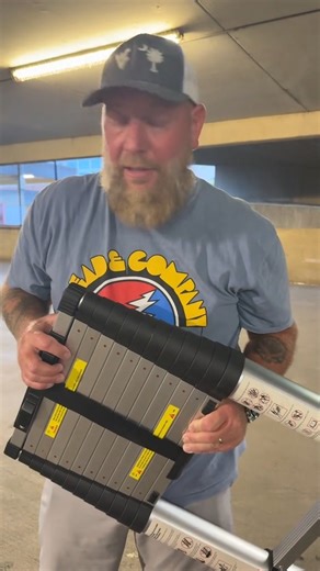 22K views · 300 reactions | The VEVOR 18.5 FT Telescoping Ladder folds down to just 41" but supports up to 400 lbs.  헢헿헱헲헿 헵헲헿헲: https://s.vevor.com/QTX2HG ️ 헖헼헱헲: 헩헜헣헙헔헡ퟱ (Extra 5% off)  @momma_t_75 #VEVOR #VEVORDIY #DIYProject #HomeDIY #BudgetFinds #ladder #homediy | VEVOR Home Improvement | Facebook