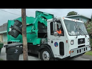 Garbage Trucks: City of Santa Monica