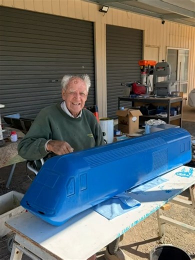 Intercity XPT Model Rebuild — Doug Restores 50-Year-Old Moulds