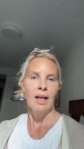 🎬 Hey Comic-Con friends—if you’re looking for something special to do tonight, come check out Parachutes. It’s a beautiful short film I’m proud to be part of, and I’ll be sticking around after for a Q&A. Would love to see you there. 💛 🎟️ https://www.alejandrofilms.com/shorts/parachutes 💬✨ #ParachutesFilm #SDCC2025 #MonicaPotter | Monica Potter