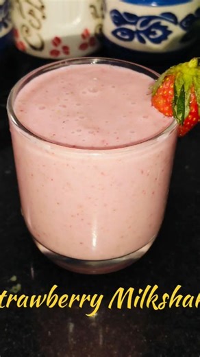 Strawberry Milkshake🍓#shorts#recipe