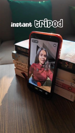 No tripod? No mic? No Light? No problem 🥰 #tutorial #filmingtips #budgetfriendly #videotutorial