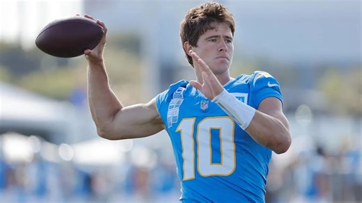 Should Herbert run more for the Chargers?