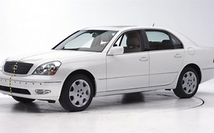 2001 丰田 雷克萨斯 LS 430 正面40%偏置可变形壁障碰撞测试(驾驶侧) iihs