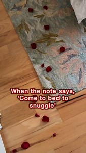 6.7K views · 17K reactions | Would you snuggle with Mika? #mikaandmocha #catlove #cats #snuggles #lovecats #snugglebuddy | Mika and Mocha | Facebook