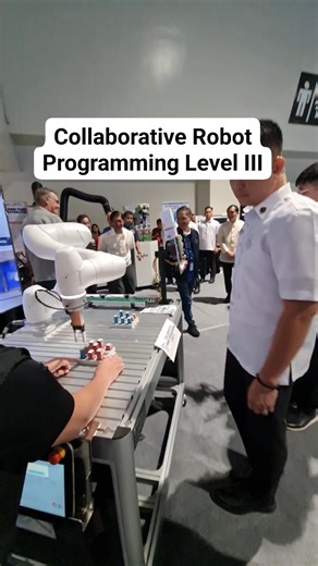 President Bong Bong Marcos Jr., accompanied by TESDA Secretary Kiko Benitez, DOLE Secretary Bienvenido Laguesma, and DOH Secretary Teddy Herbosa, visited the Collaborative Robot Programming Level III during the 123rd Labor Day Celebration. Discover more and enroll at the Southern Institute of Maritime Studies! Enjoy free training along with an allowance. Visit 2nd floor Grand Place Bldg. corner Sta.Monica Ermita Manila. ☎️87089871 / 87089870 #SimsTraining #TESDAKayangkaya #TESDA #TESDAmanila #TE