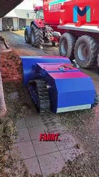 MOOcho – kettenbetriebener Futterschieber im Einsatz