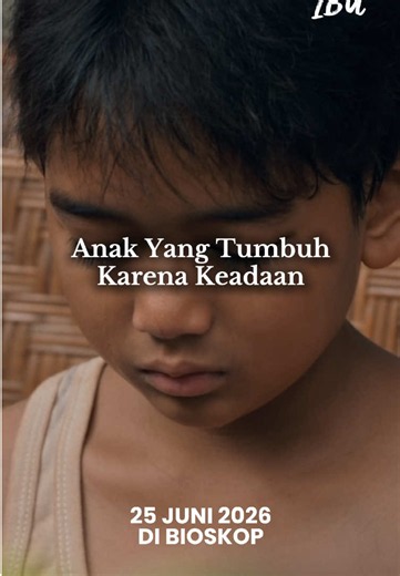 Ada anak-anak yang tumbuh lebih cepat dari usianya. Bukan karena mereka ingin, tetapi karena hidup mengajarkan banyak hal sebelum waktunya. Karena terkadang, yang membesarkan seseorang bukanlah usia, melainkan keadaan. Film Jangan Buang Ibu tayang serentak 25 Juni 2026 di bioskop. Tiketnya sudah bisa kamu beli sekarang. #JanganBuangIbu #FilmJanganBuangIbu #LeoPictures #TikTokTainment