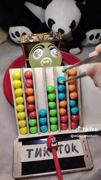 Engaging Puzzle Sort Ball Game for Skill Development