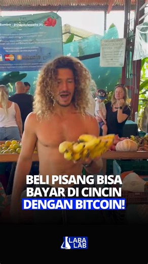 LabaLab on Instagram: "Seorang pria membeli pisang di toko biasa, tapi cara bayarnya bikin banyak orang melongo: bukan pakai kartu, bukan ponsel, melainkan sebuah cincin yang terhubung langsung ke Bitcoin. Yang sebenarnya terjadi sederhana tapi dampaknya besar—cincin tersebut berfungsi sebagai alat pembayaran berbasis Lightning Network, memungkinkan transaksi Bitcoin instan hanya dengan sekali tap, tanpa ribet scan QR atau buka aplikasi. Aksi kecil ini viral karena mematahkan anggapan bahwa cryp