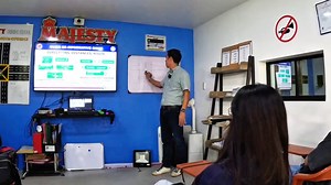 22K views · 562 reactions | Advance warning sign, Expressway rules explained  #TheoreticalDrivingCourse #MajestyDrivingSchool #DrivingSchool #RoadSafety #SafetyTip | Majesty Driving School | Facebook