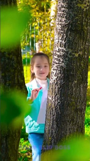 Explore Outside! 🌳☀️ Let’s Name the Trees Together!