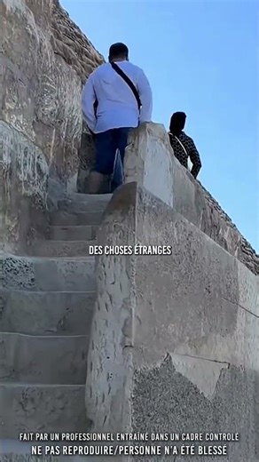 😳 What he saw at the top of the pyramids…