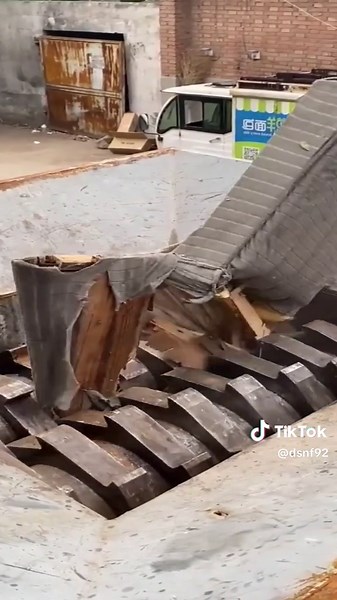 Crushing ASMR with a Shredder Machine