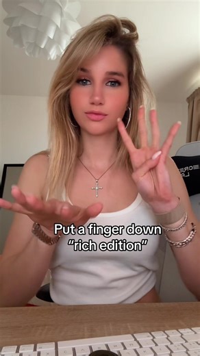 Put a finger down “rich edition” 😂