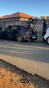 We don’t create simple boot setups here 😌😎 We push limits 😎 #Gas #stance #bugged #stancenation #stanceautomag #airluxsuspension #fypシ゚viralシ | Gary's Automotive Solutions