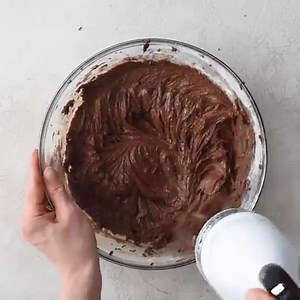9.4K views · 92 reactions | This is the best brownie recipe EVER! These fudgy brownies are homemade from scratch and have a gorgeous crinkly top with a gooey middle! They’re easy to make with only 7 ingredients! Ditch the box and make these today! Get the recipe: https://joyfoodsunshine.com/best-brownie-recipe/ | Joyfoodsunshine | Facebook