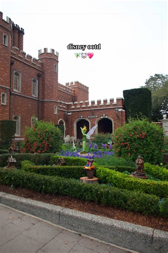 Disney Outfit Ideas After a Rainy Day