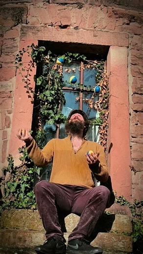 Found a nice window #juggling
