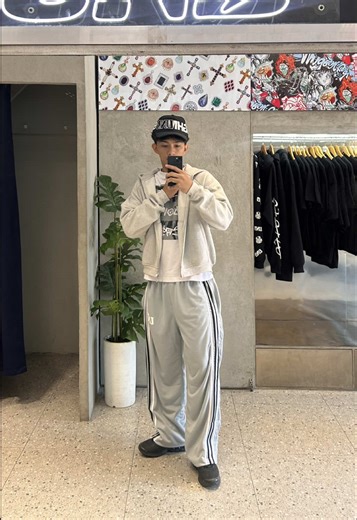 pinaka fly sa store @UNDRAFTED1600 #steetwear #4u #outfits