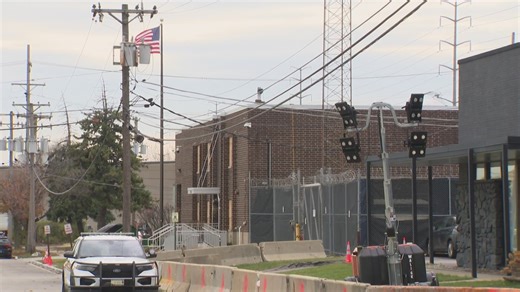 Broadview mayor issues order expanding protest times outside ICE processing facility