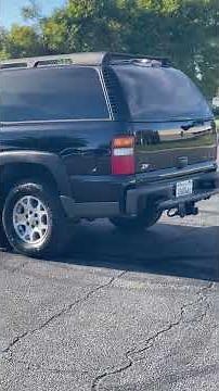 2002 Chevrolet Suburban Z71 Walk Around