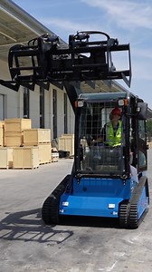 10K views · 42 reactions |  Looking for a Powerful & Affordable Skid steer loader? Chines Rippa Skid steer loader. Looking for dealers worldwide.  Email: rippalargeexcavator@gmail.com  WhatsApp:+86 188 6372 1192 #skidsteerloader #skidsteer #machine #ChineseExcavator #MiniDigger #Kubota #Rippa #미니굴삭기 #ConstructionEquipment #ContractorLife | Rippa Group | Facebook