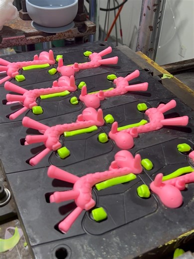 Production Video Of Baby Giraffe Teether Toys. #factorytour #manufacturing #teether #babyteething #giraffe