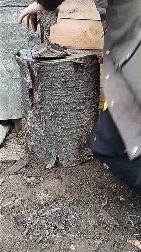 Homemade Anvil Inspiration - Anvil Out of Log And Railroad Rail