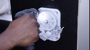 Clothes Line Retracting Outdoors, Retractable Clothesline Indoor, Laundry Line with 10 PCS Clothespins, Heavy Duty Clothes Drying Line for Hanging Clothes