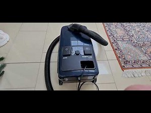 AEG Vampyr 432 electronic canister vacuum cleaner (1994) motor test #vacuumcleaner #vintage #sound