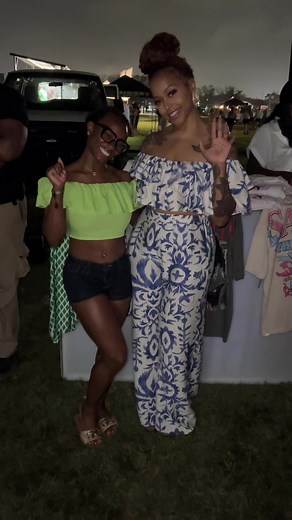 Last night, I told Chrisette Michele that I want her to sing at my wedding!! I’m not asking for much, just Your joy & A couple of forevers. I’m not asking for much right, Chrisette?! #chrisettemichele #houstontx