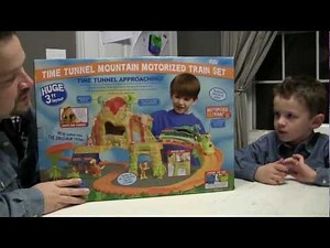Dinosaur Train Time Tunnel Mountain - Video Review - The Toy Spy
