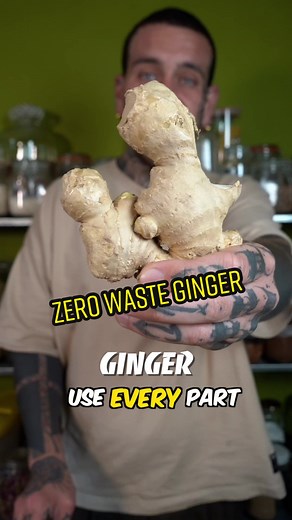 Ginger has many uses in the kitchen and lots of beneficial properties for your body. It takes a long time to grow and it would be a shame to waste any parts of it. It’s called rhizome as it’s an underground stem which produces roots and new shots. Even a tiny bit of ginger left in the ground, will produce a new plant. GINGER SHOT: -3 x ginger rhizome -optional: you can mix it with turmeric, orange and carrot GINGER ICE CUBES: Freeze the juice and use the ice cubes to make tea, cocktails or drink