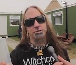 DEZ FAFARA Talks DEVILDRIVER, COAL CHAMBER In New Video Interview