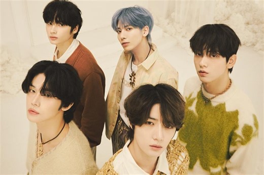 TXT Reigns At No. 1 On Oricon's Daily Album Chart For 2 Days In A Row With "SWEET" | Soompi