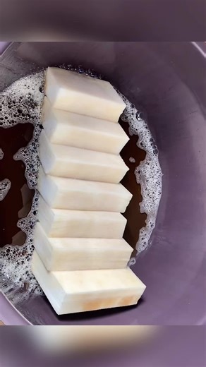 🌲🤎🫧 Pine-Sol 🫧🤎🌲 Foam Sponges Overload! 🤍🤍🤍 Soapy Sponge Squeezing ASMR!! 🧽🤎🫧🌲🤎🤍 Credits : @esponjasespumas IG YT!! 🤎🤎 #teamsuds #sudsyspongesqueezing #sudsysponges #spongesqueezing #cleantok